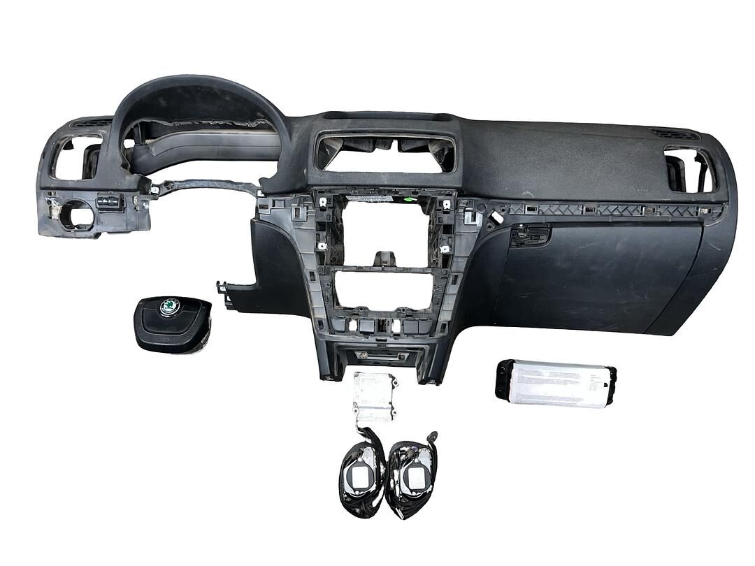 Škoda Yeti 5L r.v. 2013 černá palubní deska 5L1857007D S5VX3T73390