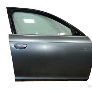 Audi A6 C6 4F avant allroad r.v. 2008 světle modrá metalíza kód barvy LY7E pravé přední dveře S5VX3T60366 Audi A6 C6 4F avant allroad r.v. 2008 světle modrá metalíza kód barvy LY7E pravé přední dveře S5VX3T60366
