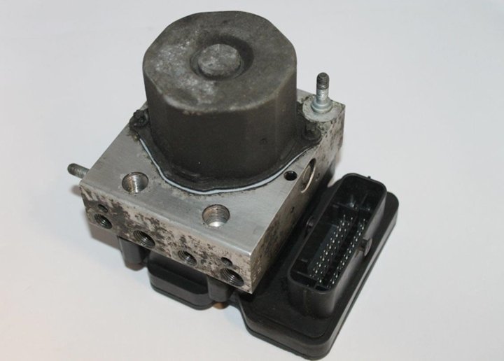 Řídící jednotka ABS ESP 9.0 0265956036 0265243058 51935299