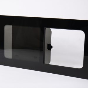 Okno posuvné Carbest pro Ford Transit / Tourneo Custom V710 (od r.v. 2023, pravé přední do posuvných dveří, 1209 × 561 mm) 317375 Okno posuvné Carbest pro Ford Transit / Tourneo Custom V710 (od r.v. 2023, pravé přední do posuvných dveří, 1209 × 561 mm) 317375