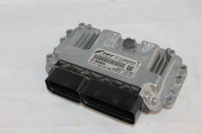 Řídící jednotka ME7.9.10 ALFA ROMEO 51854163H BOSCH 0261S04409