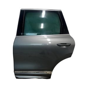 VW Touareg 7P R-Line facelift r.v. 2016 šedá metalíza Meteorgrau kód barvy LM7W levé zadní dveře 7P0833055 S5VX3T90512