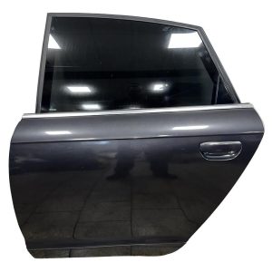 Audi A6 4F sedan r.v. 2005 šedá metalíza kód barvy LZ7Q levé zadní dveře S5VX3T53121